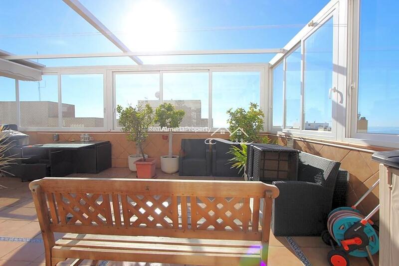 Lejlighed til salg i Almería, Almería