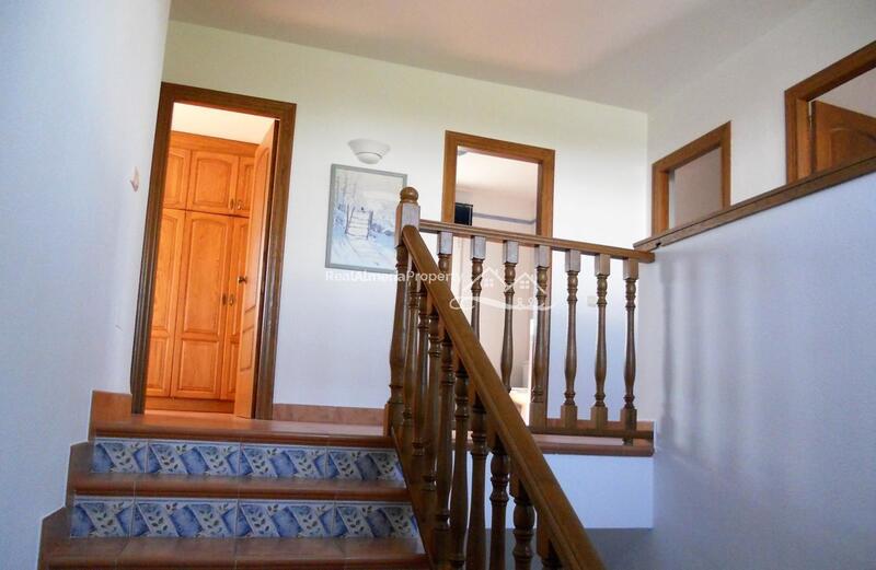 4 Cuarto Villa en venta