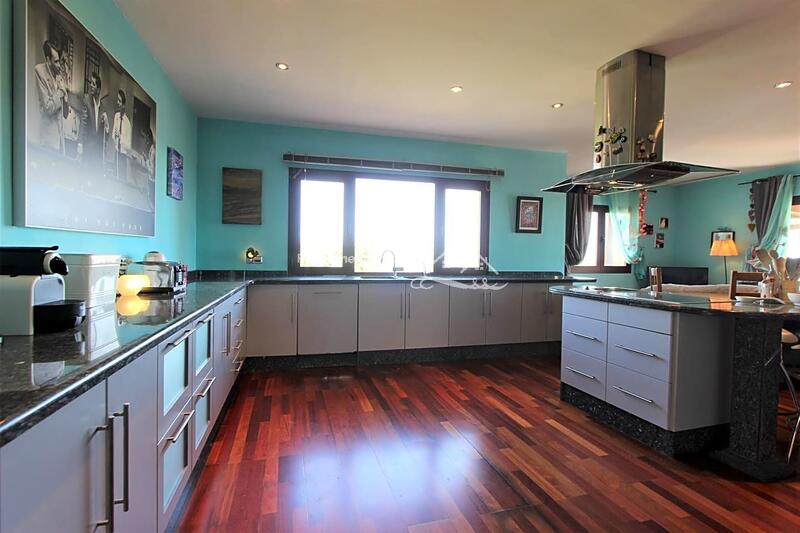 6 slaapkamer Villa Te koop