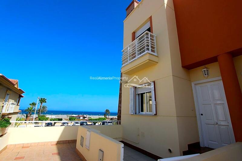 Villa en venta en Vera, Almería