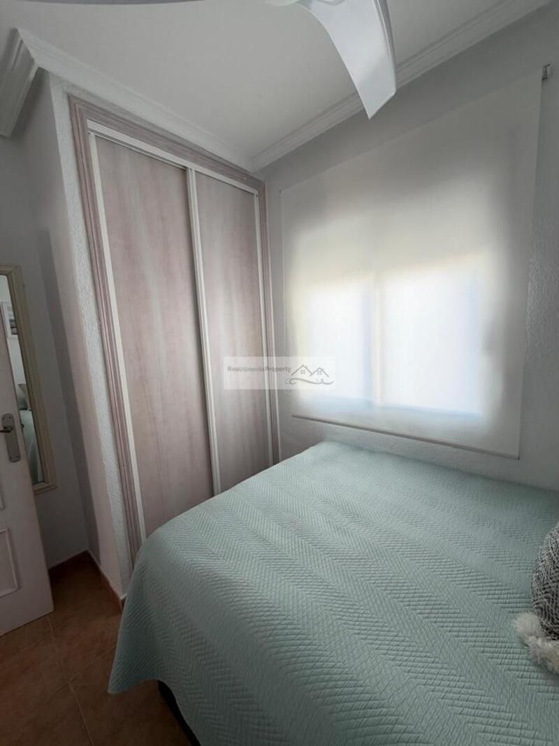 2 slaapkamer Appartement Te koop 2 slaapkamer Appartement Te koop