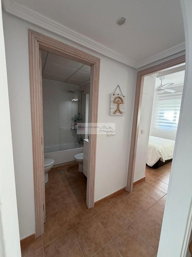 2 slaapkamer Appartement Te koop 2 slaapkamer Appartement Te koop