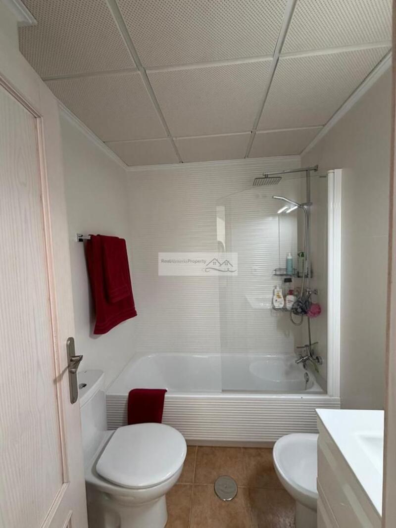 2 slaapkamer Appartement Te koop 2 slaapkamer Appartement Te koop