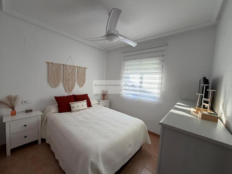 2 slaapkamer Appartement Te koop 2 slaapkamer Appartement Te koop