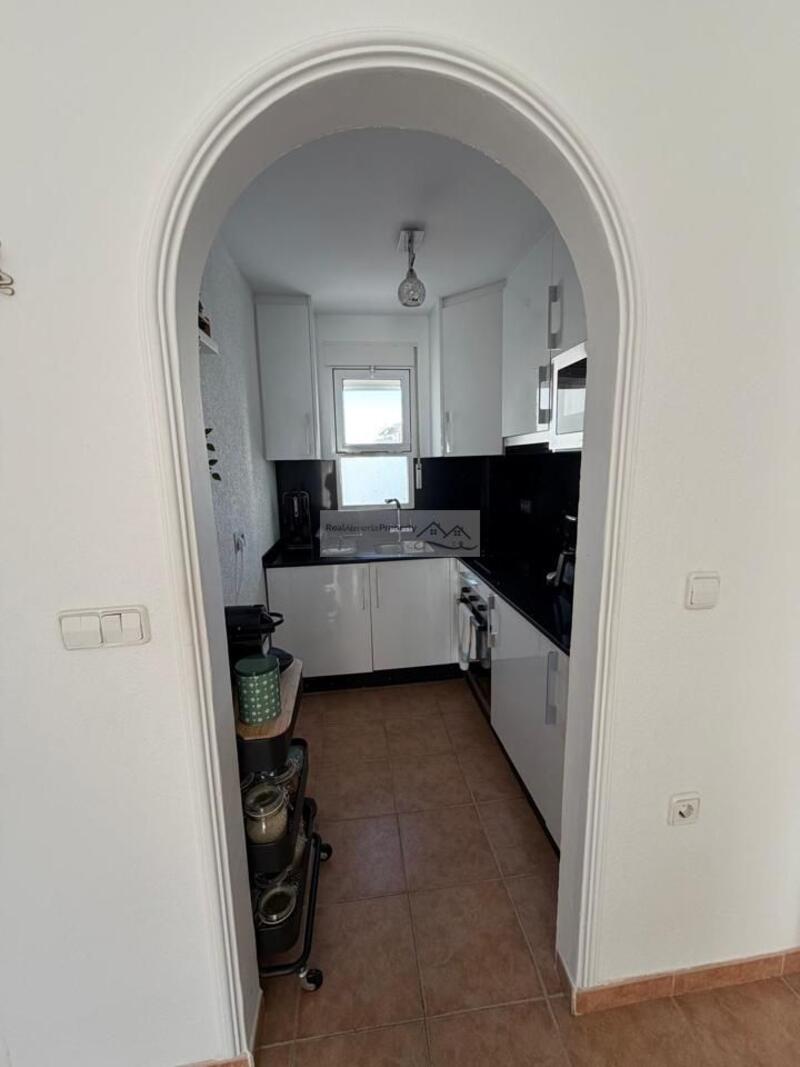 2 slaapkamer Appartement Te koop 2 slaapkamer Appartement Te koop