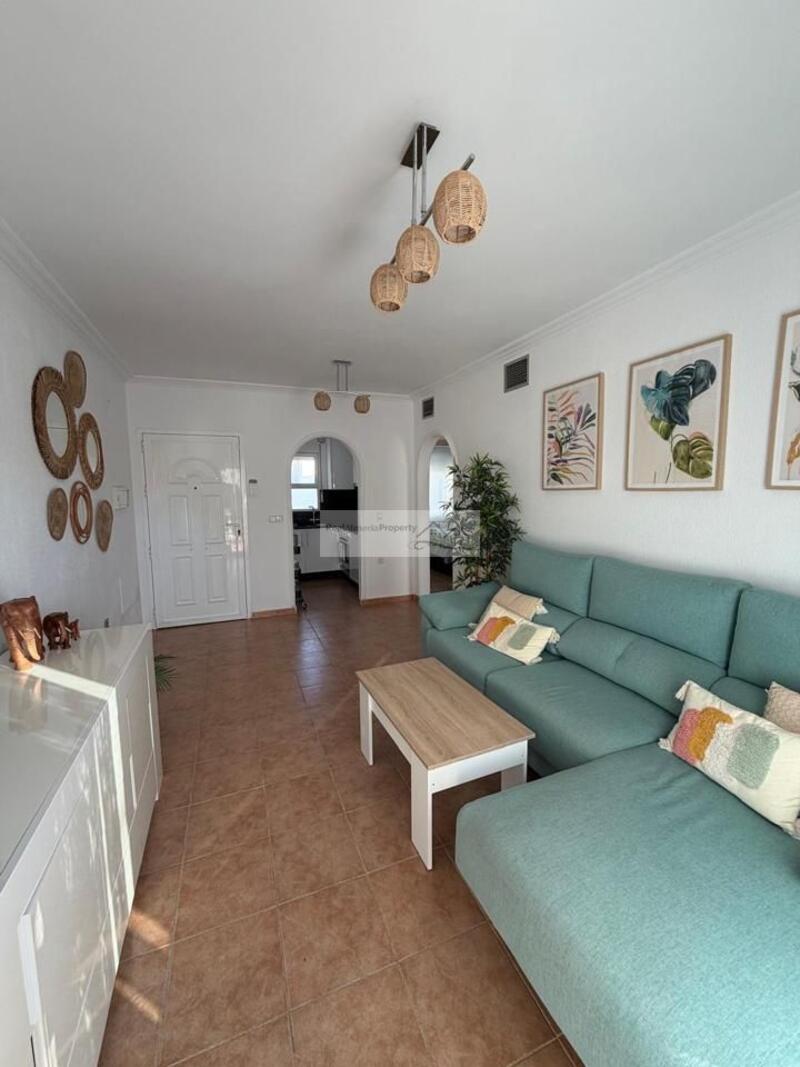 2 slaapkamer Appartement Te koop 2 slaapkamer Appartement Te koop