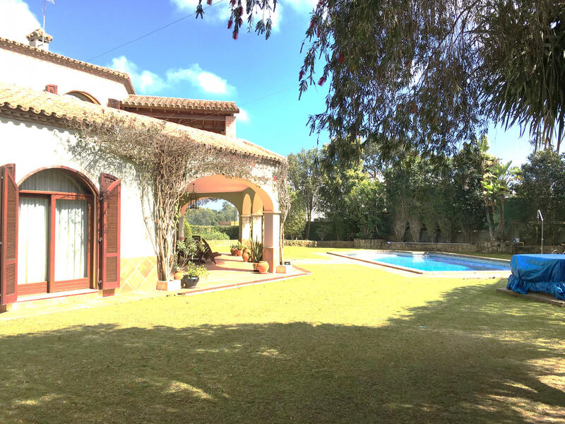 Villa for sale in Sotogrande, Cádiz