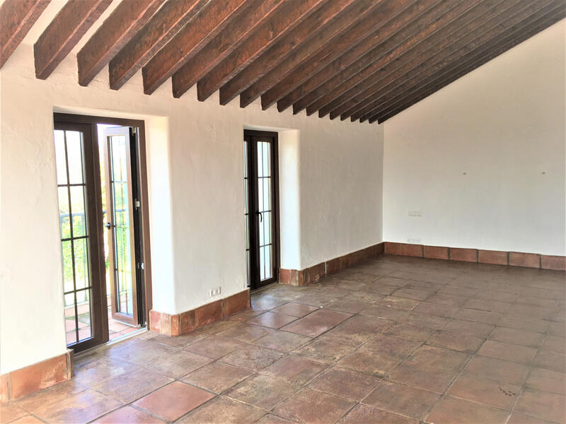 7 Cuarto Casa de Campo en venta