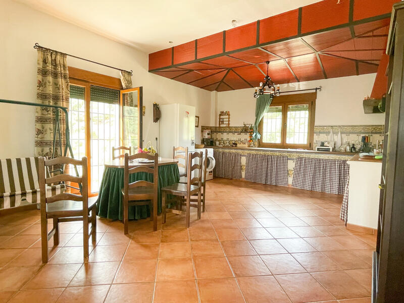 3 bedroom Country House for sale