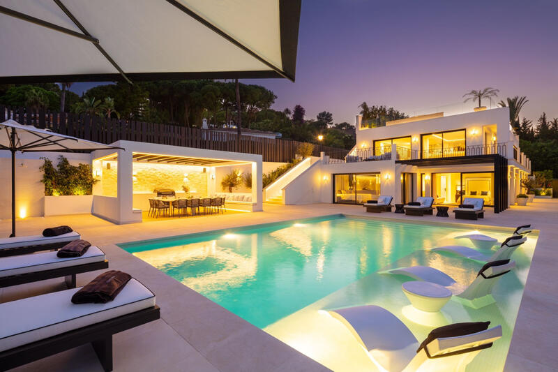 Villa till salu i Marbella, Málaga