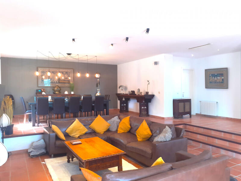 5 Schlafzimmer Villa zu verkaufen