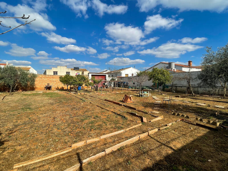 Land til salgs i Mollina, Málaga