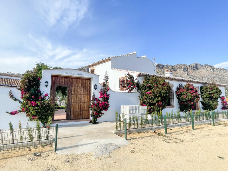 Landhaus zu verkaufen in Villanueva de la Concepcion, Málaga