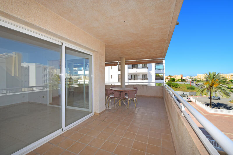 Apartment for sale in Santa Eulalia, Jaén