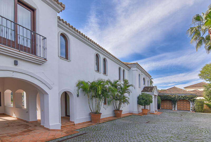 6 Cuarto Villa en venta