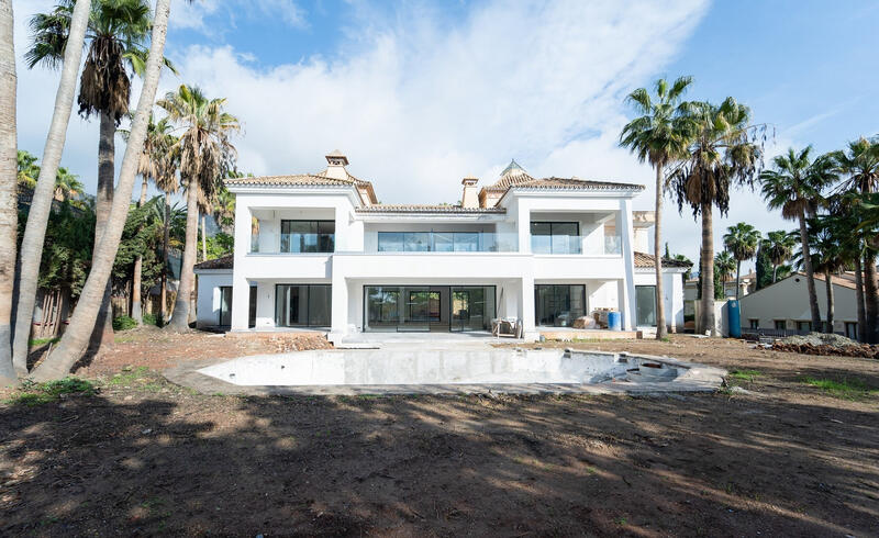 6 bedroom Villa for sale