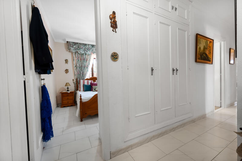 6 chambre Villa à vendre