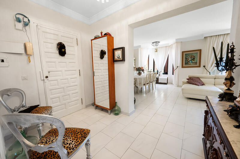 6 chambre Villa à vendre