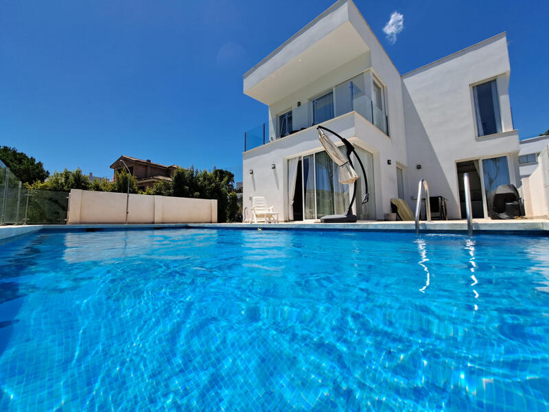 Villa til salg i Mijas Costa, Málaga