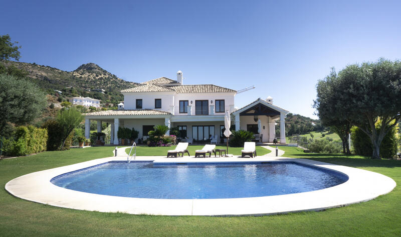 Villa til salgs i Benahavis, Málaga