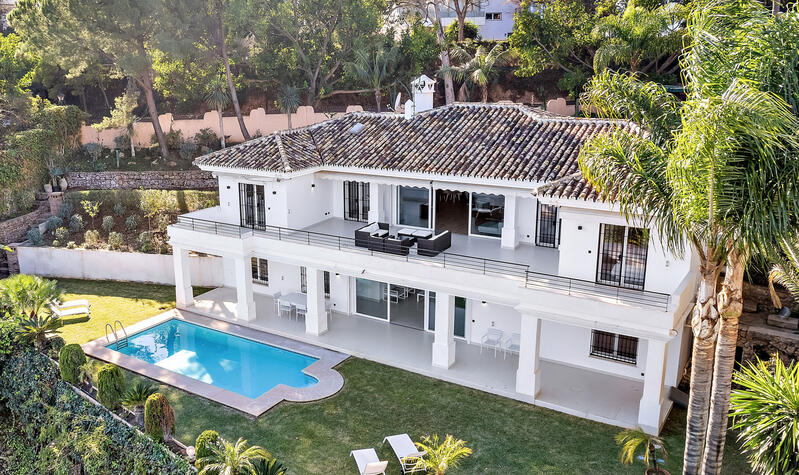 вилла продается в Marbella, Málaga