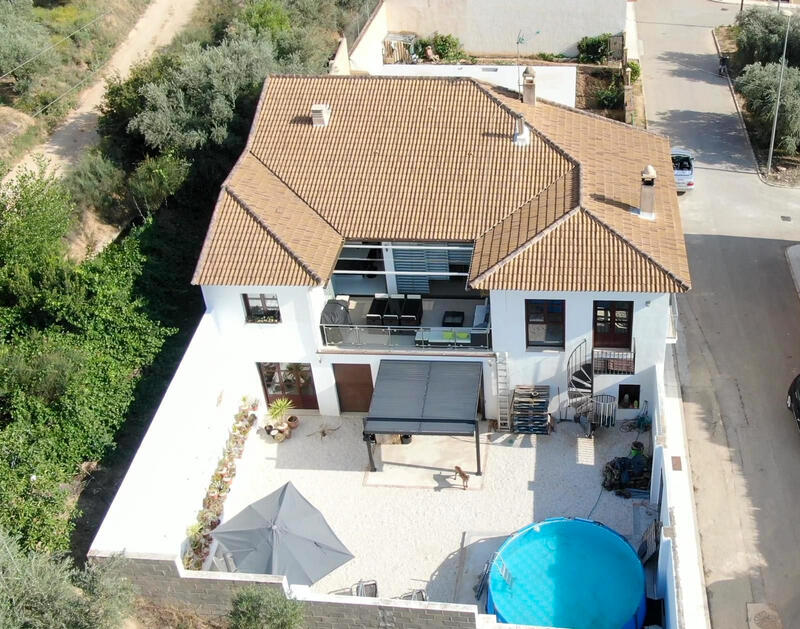 4 bedroom Villa for sale