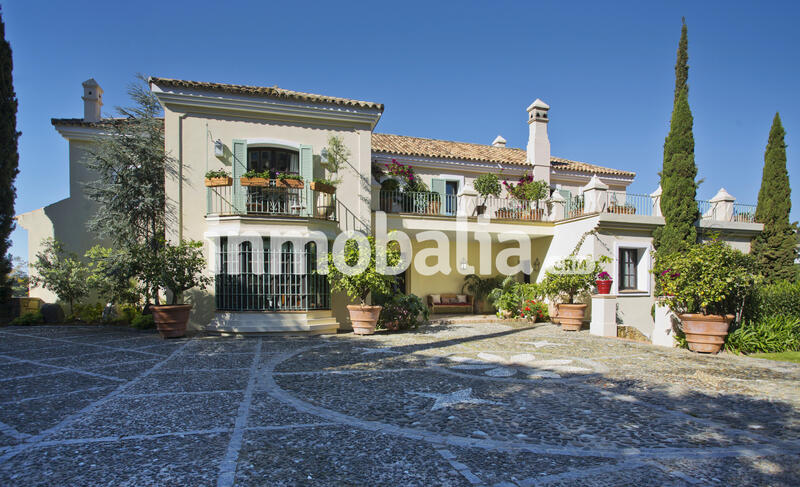 7 bedroom Villa for sale