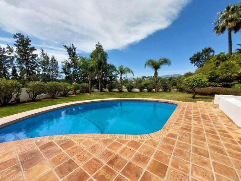 6 Cuarto Villa en venta
