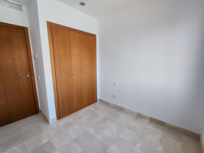5 bedroom Townhouse for sale