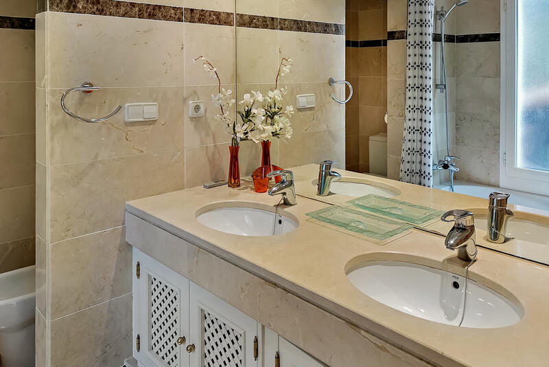 2 slaapkamer Appartement Te koop