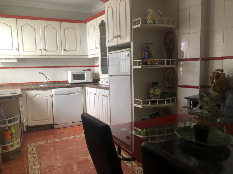 6 bedroom Duplex for sale