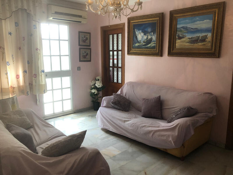 6 bedroom Duplex for sale