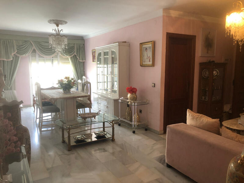6 bedroom Duplex for sale