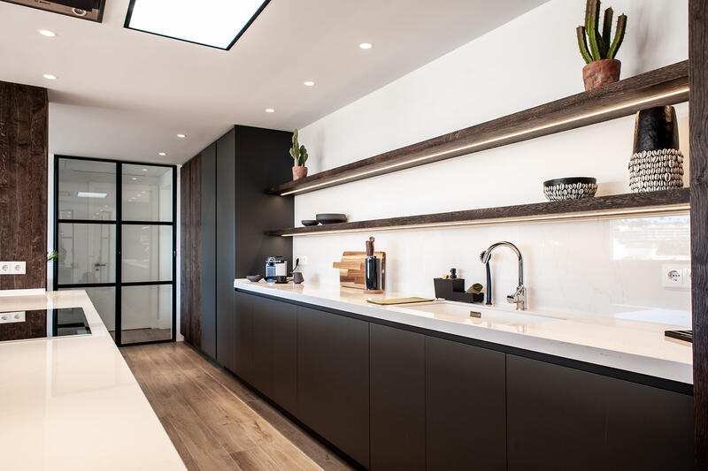 4 bedroom Apartment for sale