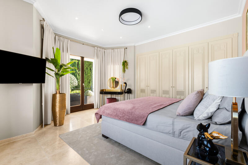 7 Schlafzimmer Villa zu verkaufen