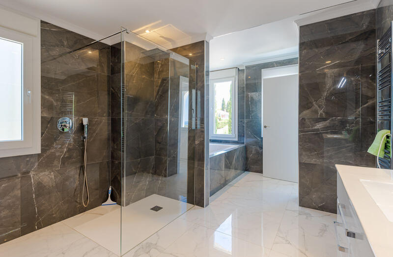 4 Cuarto Villa en venta