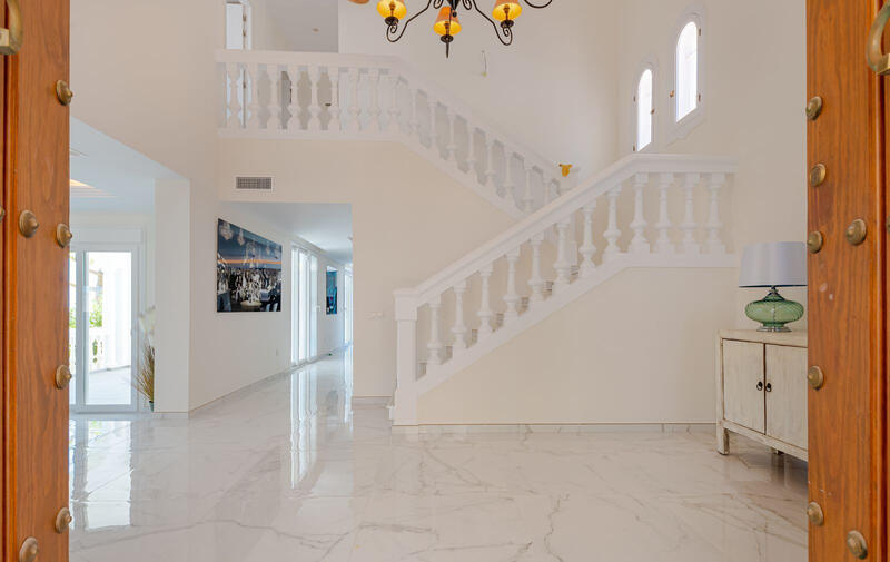 4 Cuarto Villa en venta