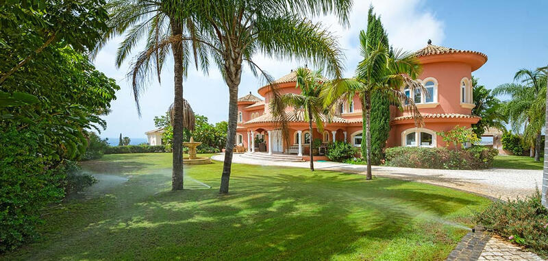 8 Cuarto Villa en venta