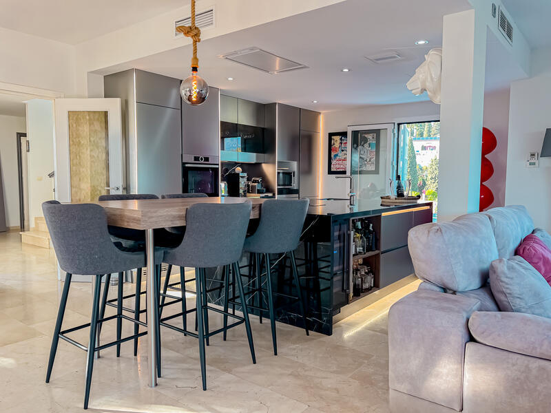 5 soverom Villa til salgs