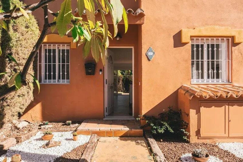3 bedroom Country House for sale