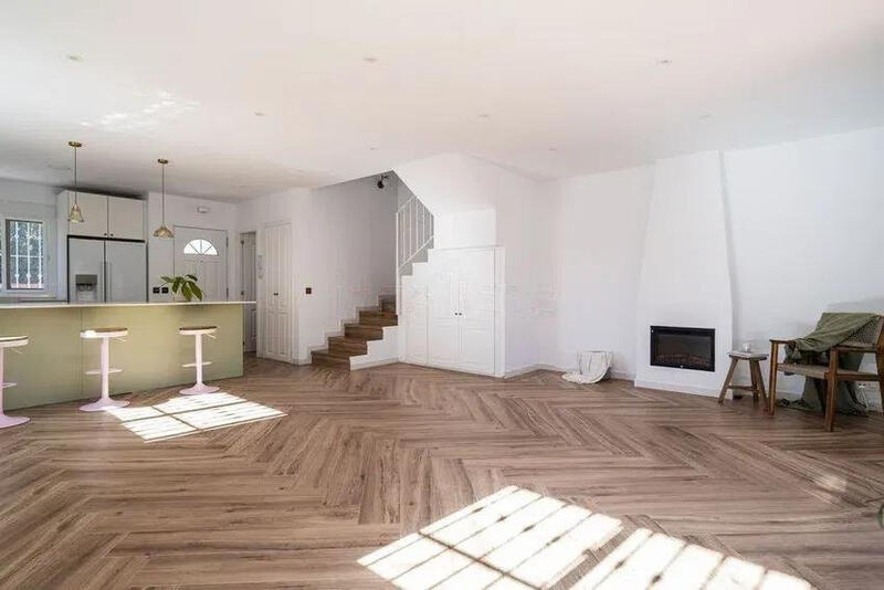 3 bedroom Country House for sale