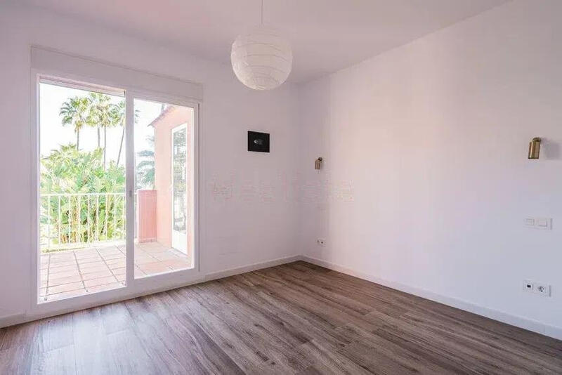 3 bedroom Country House for sale