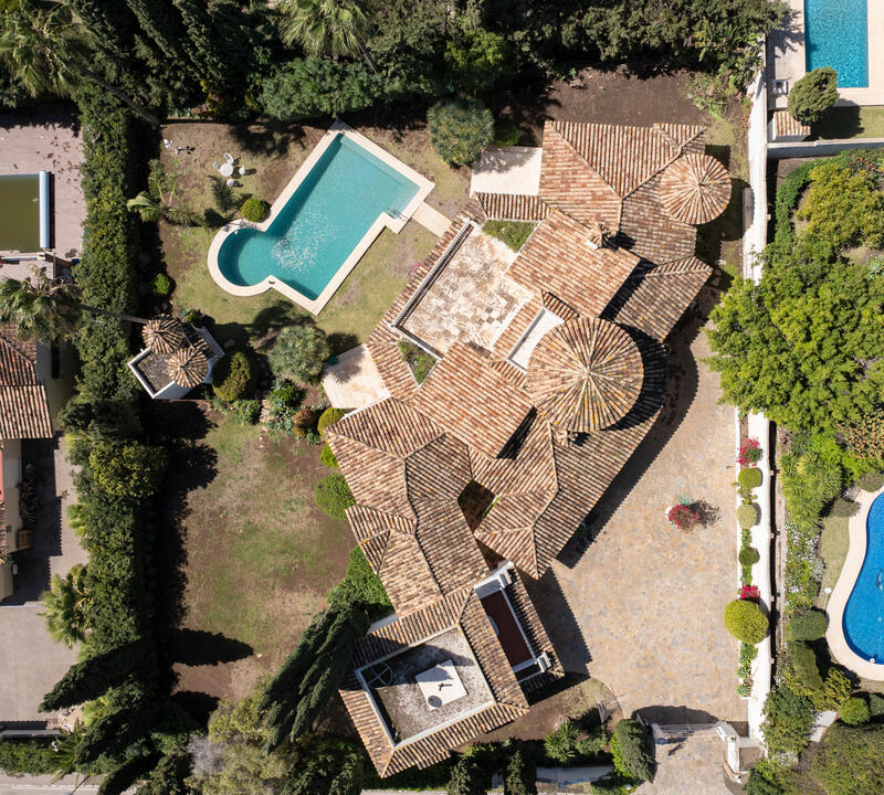 Villa til salgs i Estepona, Málaga