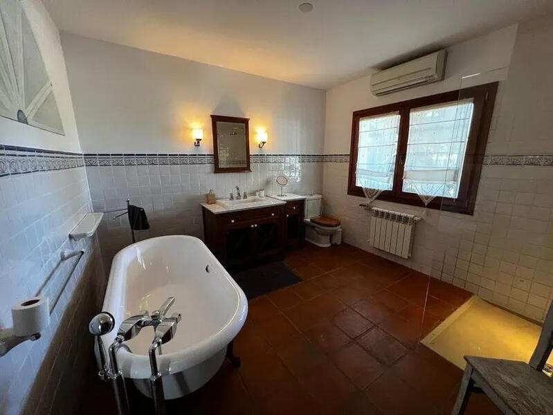 6 soveværelse Villa til salg