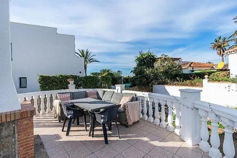 4 Schlafzimmer Villa zu verkaufen
