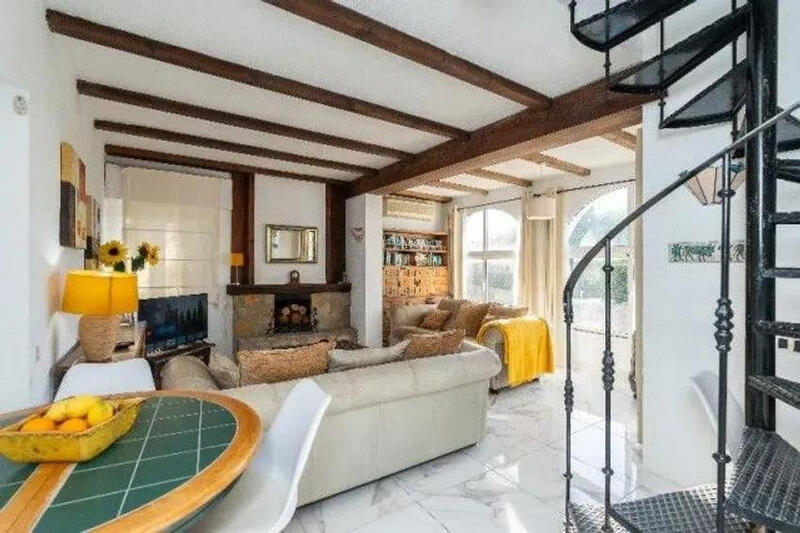 4 Schlafzimmer Villa zu verkaufen
