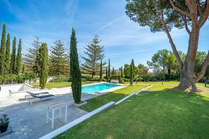 5 bedroom Villa for sale