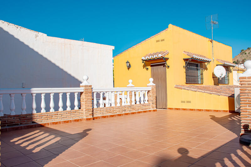 4 bedroom Cave House for sale