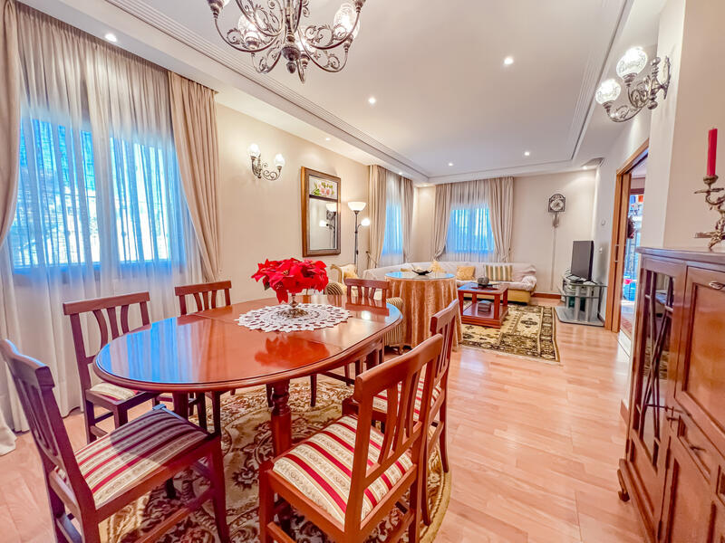 4 bedroom Cave House for sale
