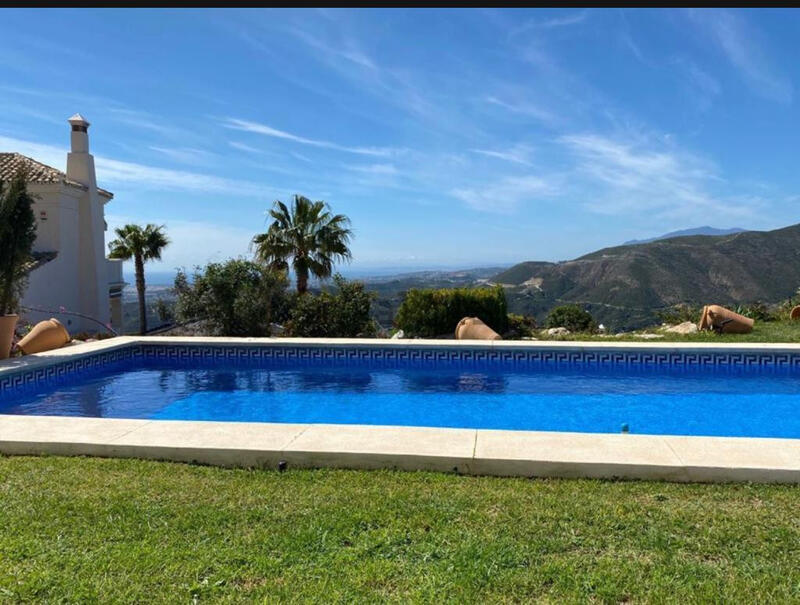 4 bedroom Villa for sale